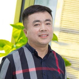 潘龙
